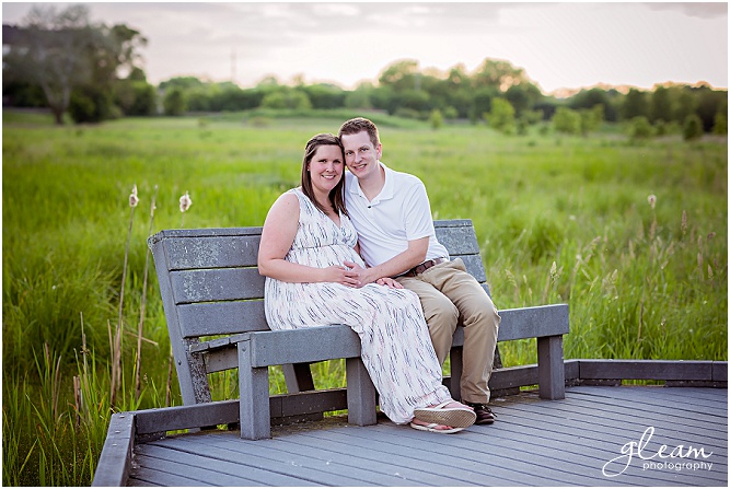 Maternity photo session in Northbrook IL